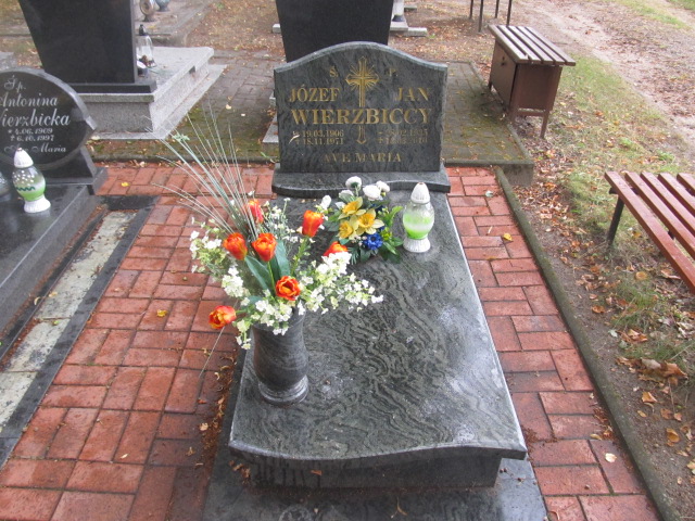 Grób JÓZEF WIERZBICKI