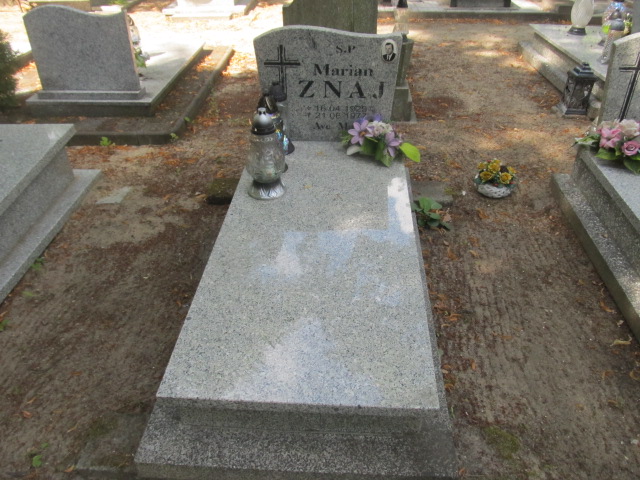 Grób Marian Znaj