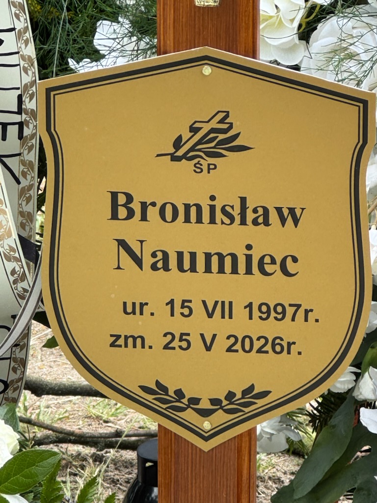 Grób BRONISŁAW NAUMIEC