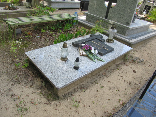 Grób ZBYSŁAW HOSTYŃSKI