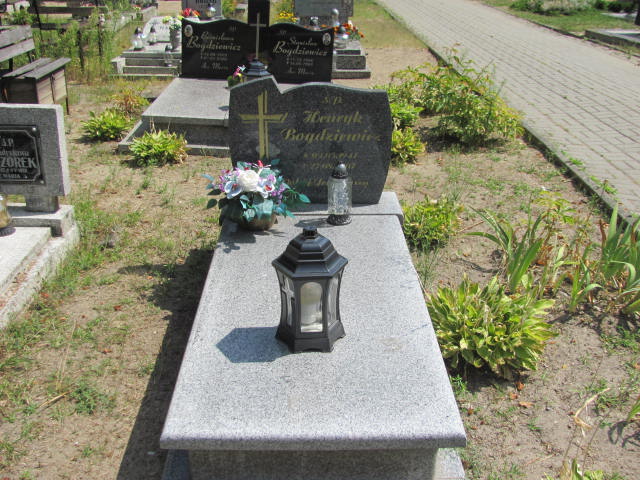 Grób HENRYK BOGDZIEWICZ