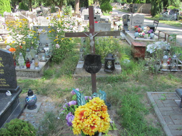 Grób KRYSTYNA JAROSZEWICZ