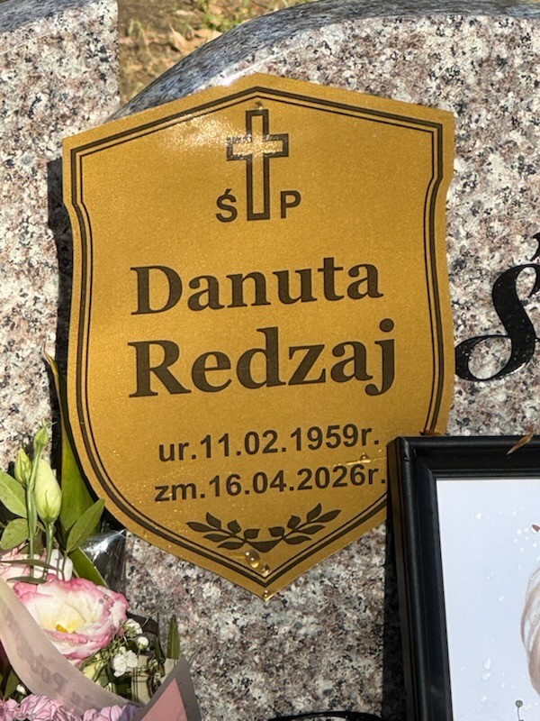 Grób DANUTA REDZAJ