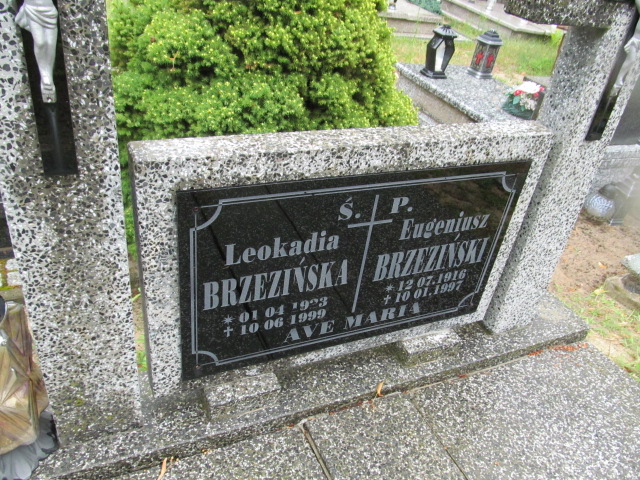 Leokadia BRZEZIŃSKA 1923 Gubin - Grobonet - Wyszukiwarka osób pochowanych