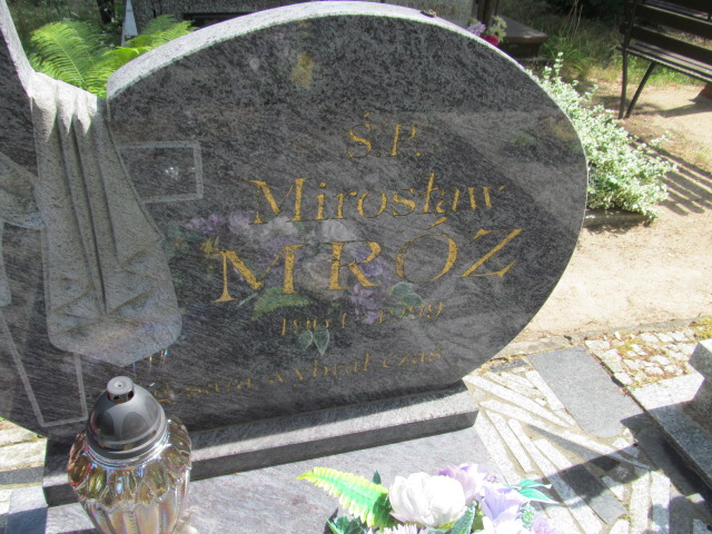 Mirosław MRÓZ 1964 Gubin - Grobonet - Wyszukiwarka osób pochowanych