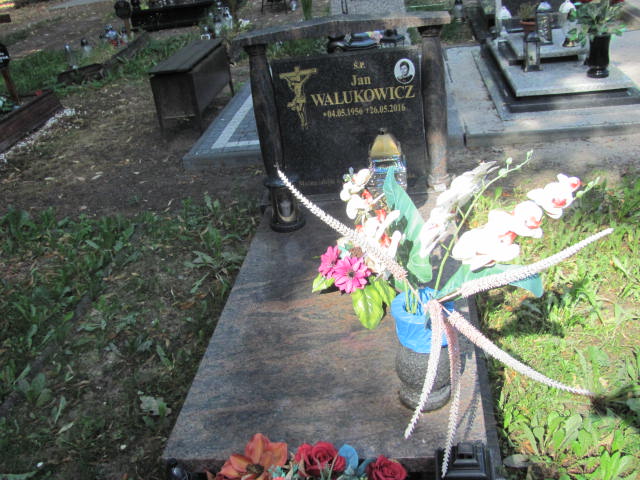 Grób Jan Walukowicz