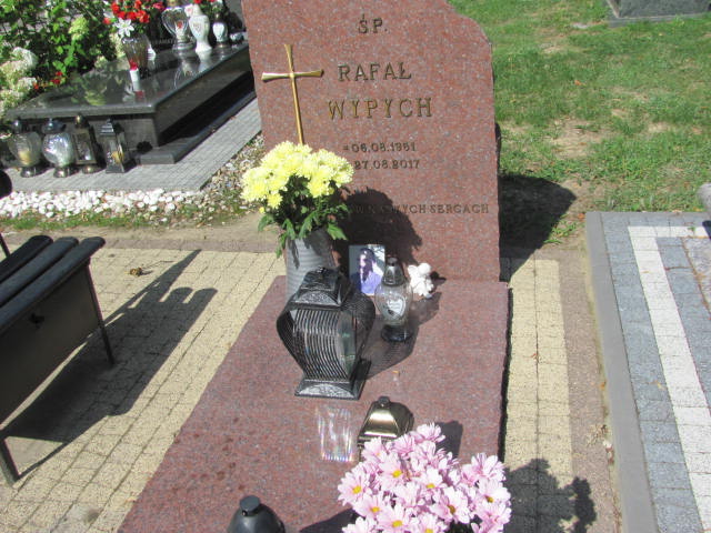 Grób RAFAŁ WYPYCH