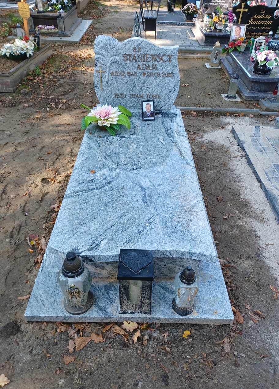 Adam Staniewski 1945 Gubin - Grobonet - Wyszukiwarka osób pochowanych