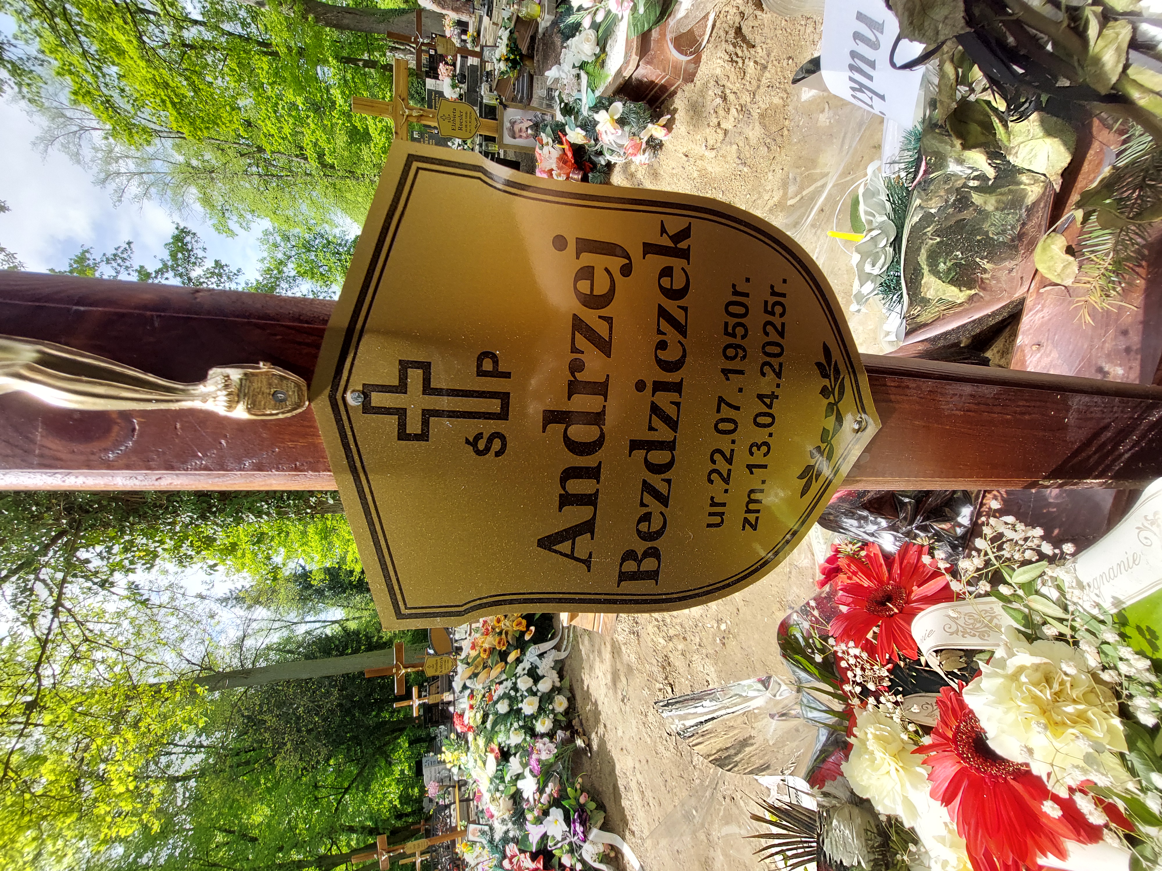 Andrzej Bezdziczek 1950 Gubin - Grobonet - Wyszukiwarka osób pochowanych