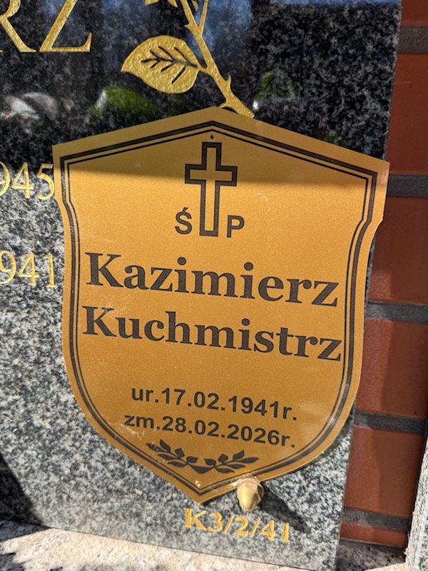 Grób KAZIMIERZ KUCHMISTRZ